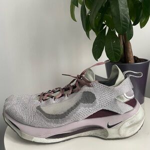 Men Size 10.5 Nike Spark Flyknit Burgundy Crush and Racer Blue Running Shoes